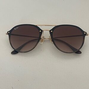 Ray-Ban Black and Gold Classic Sunglasses